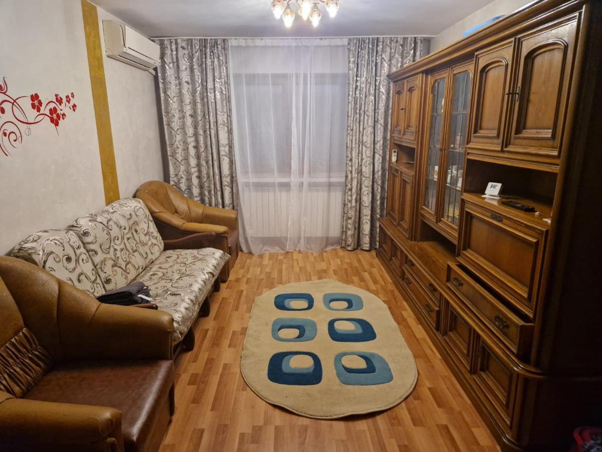 Ferienwohnung Apartament Victoria Târgu Jiu Exterior foto